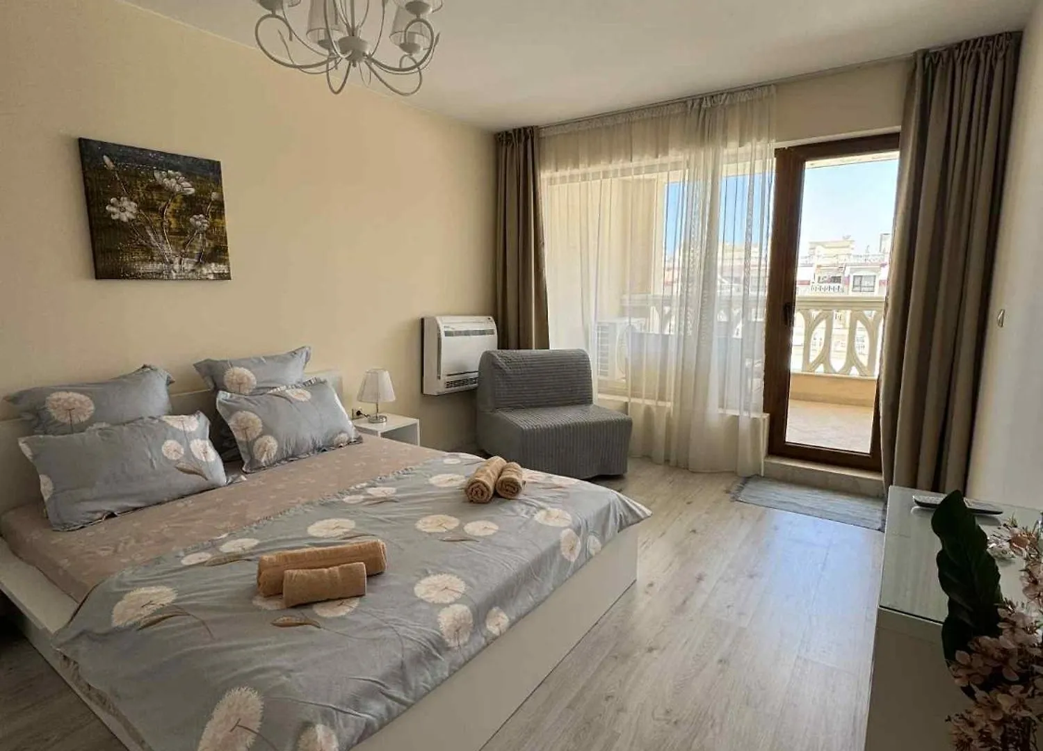 South Bay Beach Studio 2 Varna